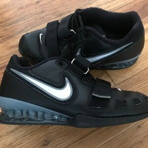Nike Romaleos 2 - Weightlifting Shoes (M7/W8.5)
